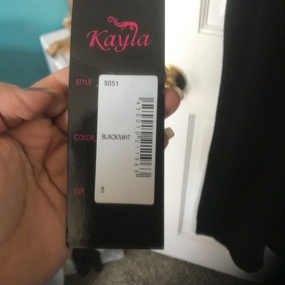 Dress - Picture 4 of 4